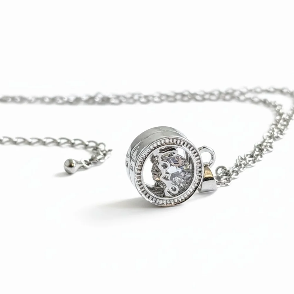 Swarovski Crystal Floating Heart Necklace ✨ Sparkly Love Pendant - Picture 2 of 5
